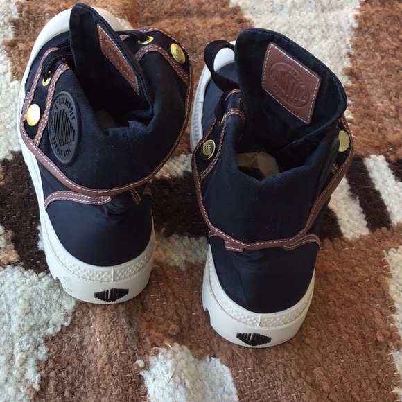 Palladium Hi Top Boots size 6 1/2 - Picture 5 of 9